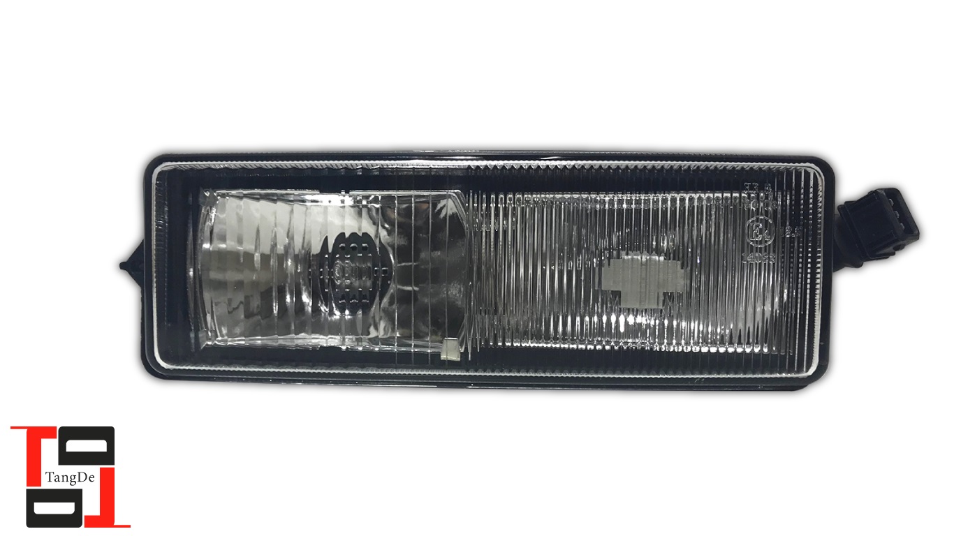 Фара противотуманная DAF XF, CF E2, E3 без рамки левая TD01-61-003BL