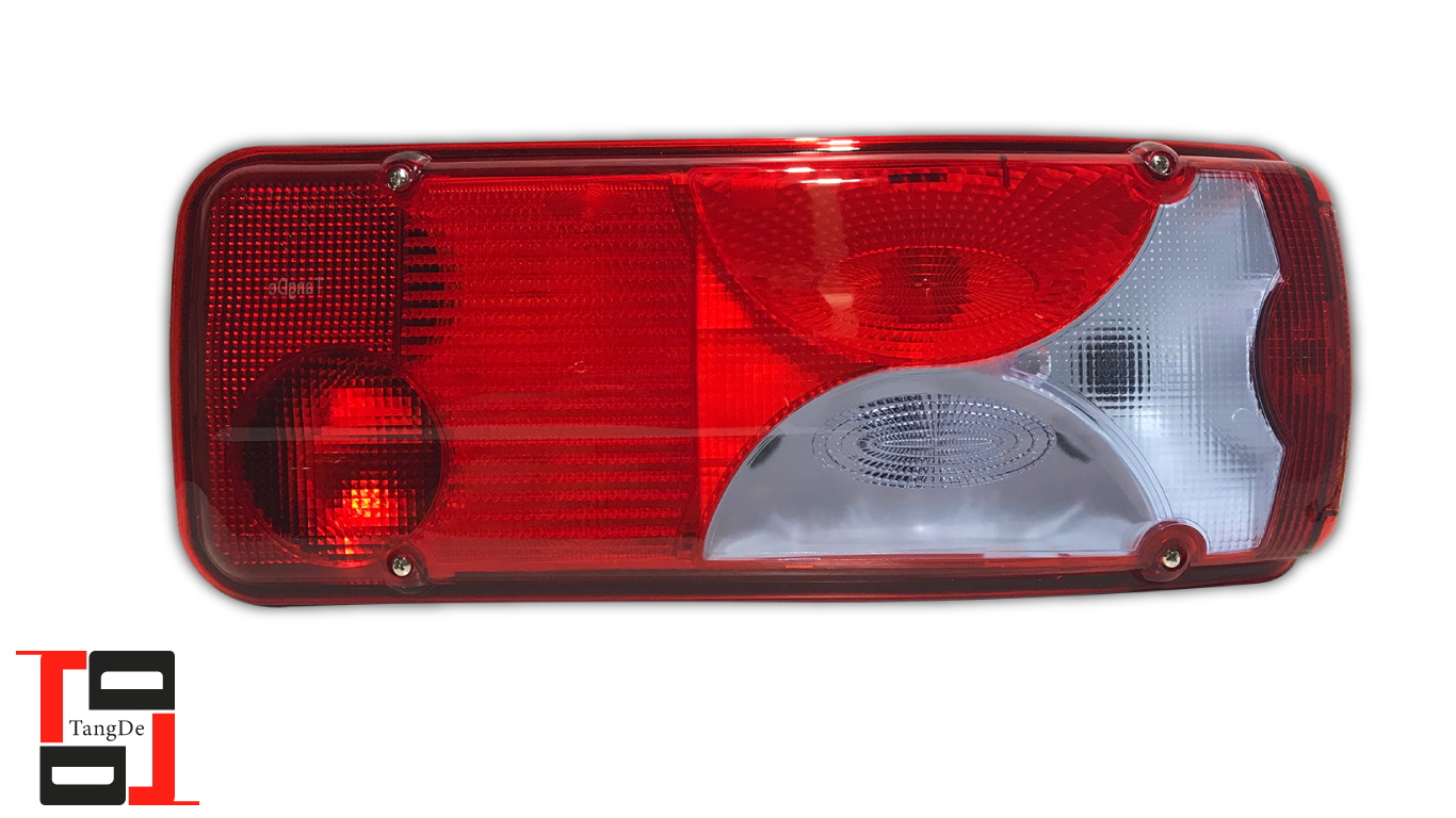Фонарь задний MAN TGA-L-M-X правый AMP TD02-57-001R