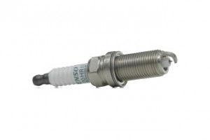 Свічка запалювання IRIDIUM SUZUKI GRAND VITARA II 05- , TOYOTA LC PRADO 02-10 (вир-во DENSO) SK20HR11